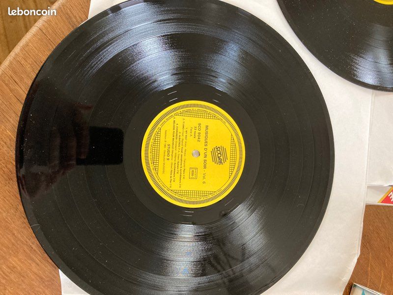 Vinyles 33T coffret 2 disques (image 3)