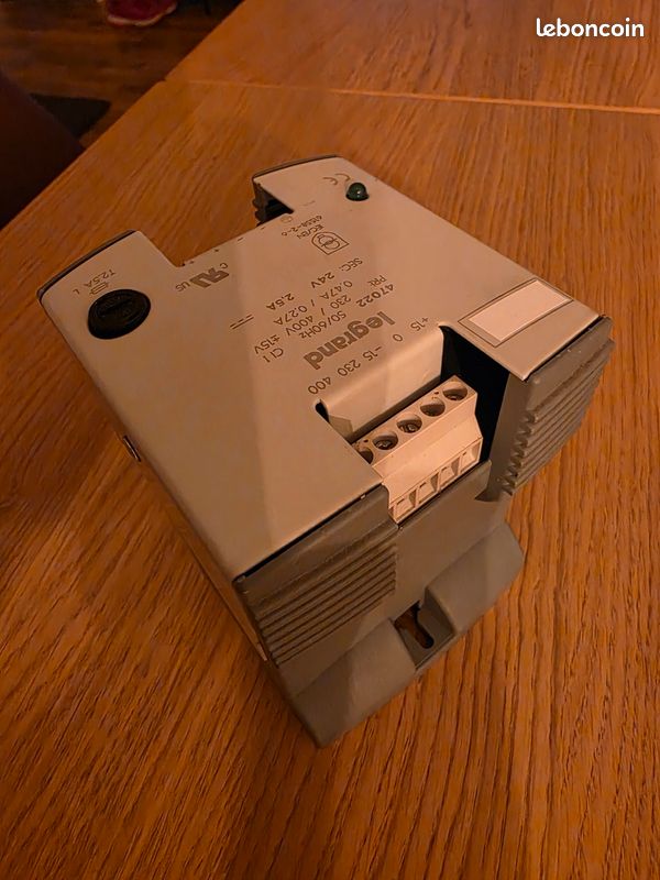 Transformateur 230 400 vers 24vdc 2,5A (image 3)