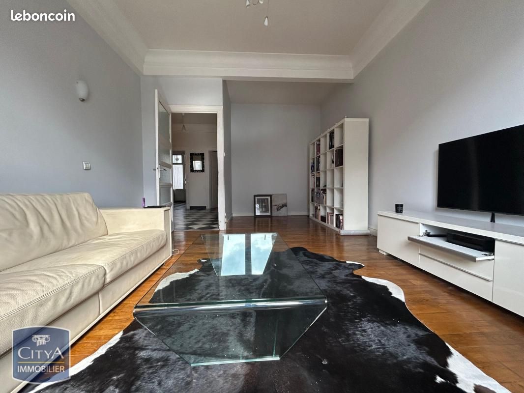 Appartement 3 pièces 90 m² · à Grenoble · 90 m² · 228 000 €