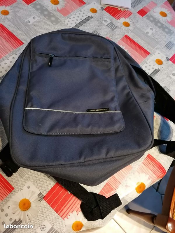 Sac à dos Déctahlon Sport (image 1)