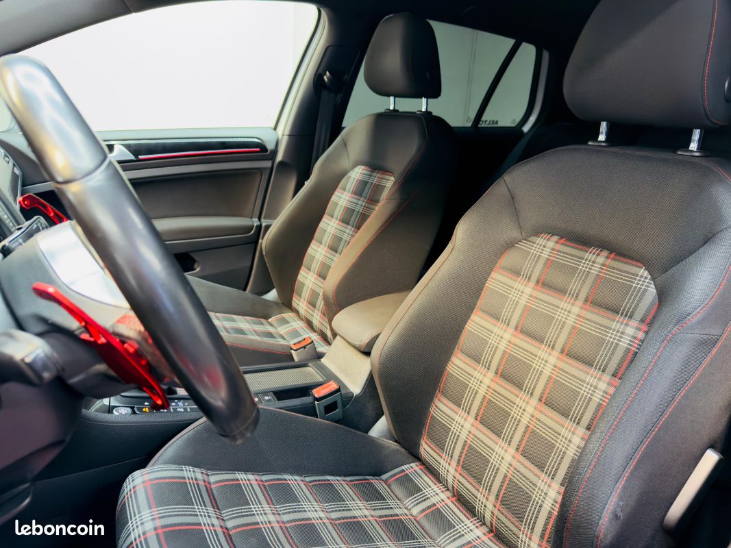 VOLKSWAGEN Golf VII 7 GTI Performance 230 DSG – Origine France – Carnet complet – 3 ième main (image 12)