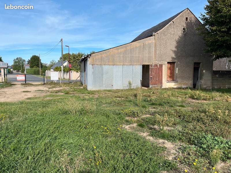 Terrain 412 m² · à Ambillou · 69 000 €