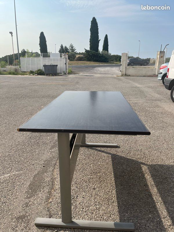 Bureau en bois et métal (image 3)