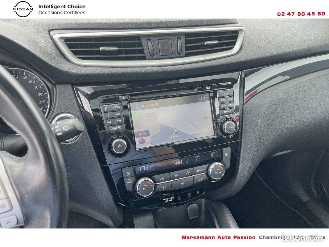NISSAN Qashqai 1.2 DIG-T 115 N-Connecta (image 8)