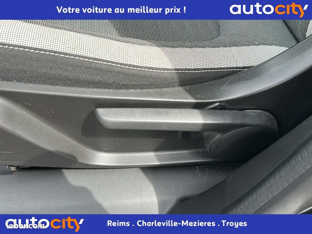 RENAULT TWINGO 0.9 Energy TCe - 90 Intens 2 (image 19)
