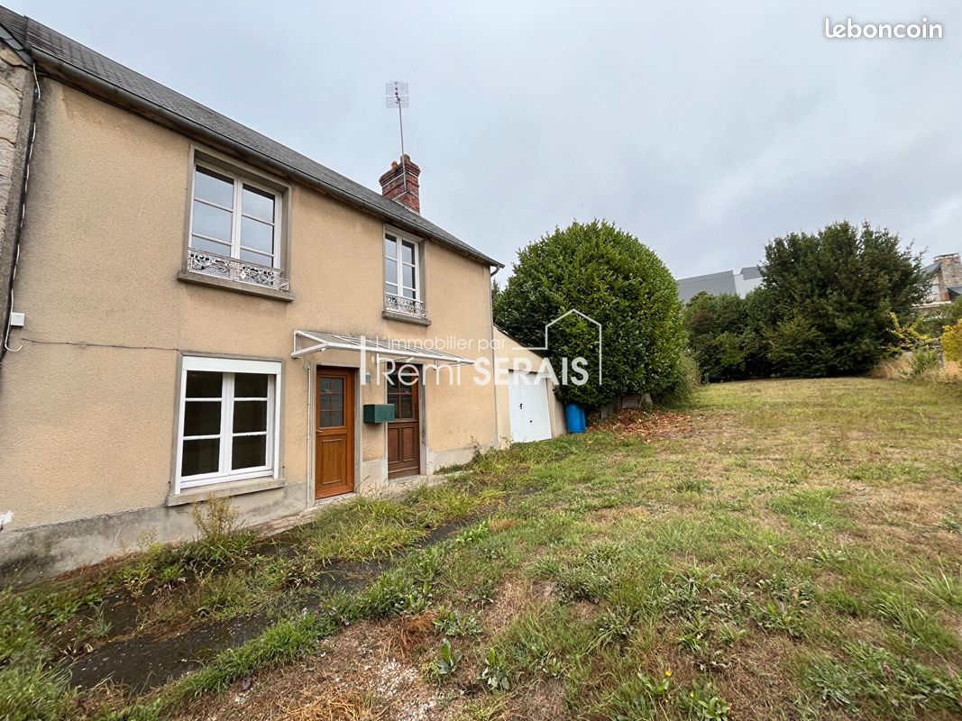 Maison 3 pièces 75 m² · à Domfront en Poiraie · 75 m² · 55 000 €