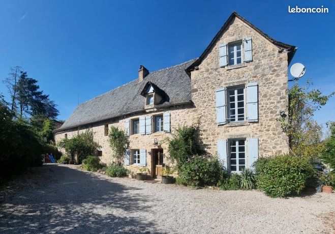 Propriété 10 pièces 300 m²