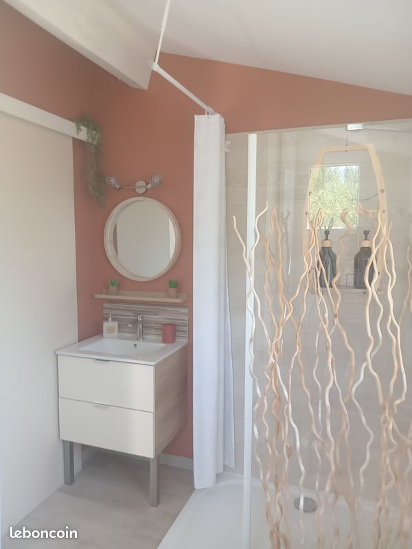 Appartement 1 pièce 30 m² · à Solliès-Ville · 30 m² · 550 €/mois