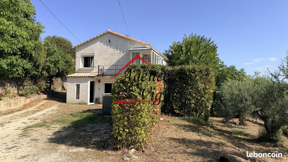 Maison 5 pièces 122 m² · à Saint-Ambroix · 122 m² · 225 000 €