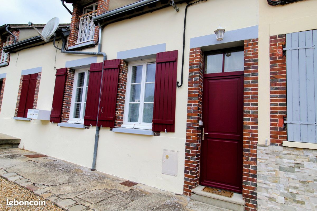 Maison 2 pièces 49 m² · à Nogent-le-Roi · 49 m² · 120 000 €