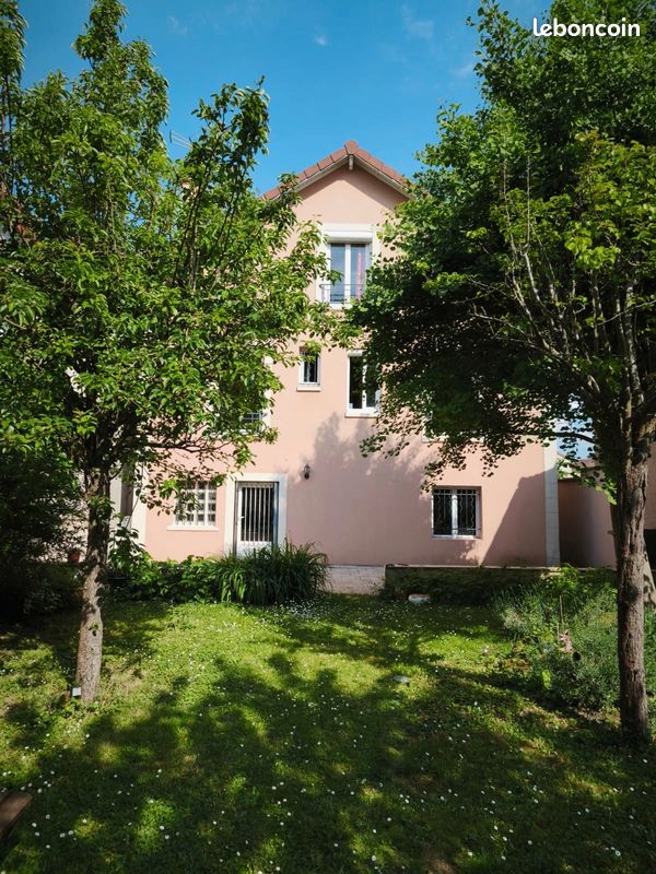 Maison 6 pièces 130 m² · à Paray-Vieille-Poste · 130 m² · 435 500 €