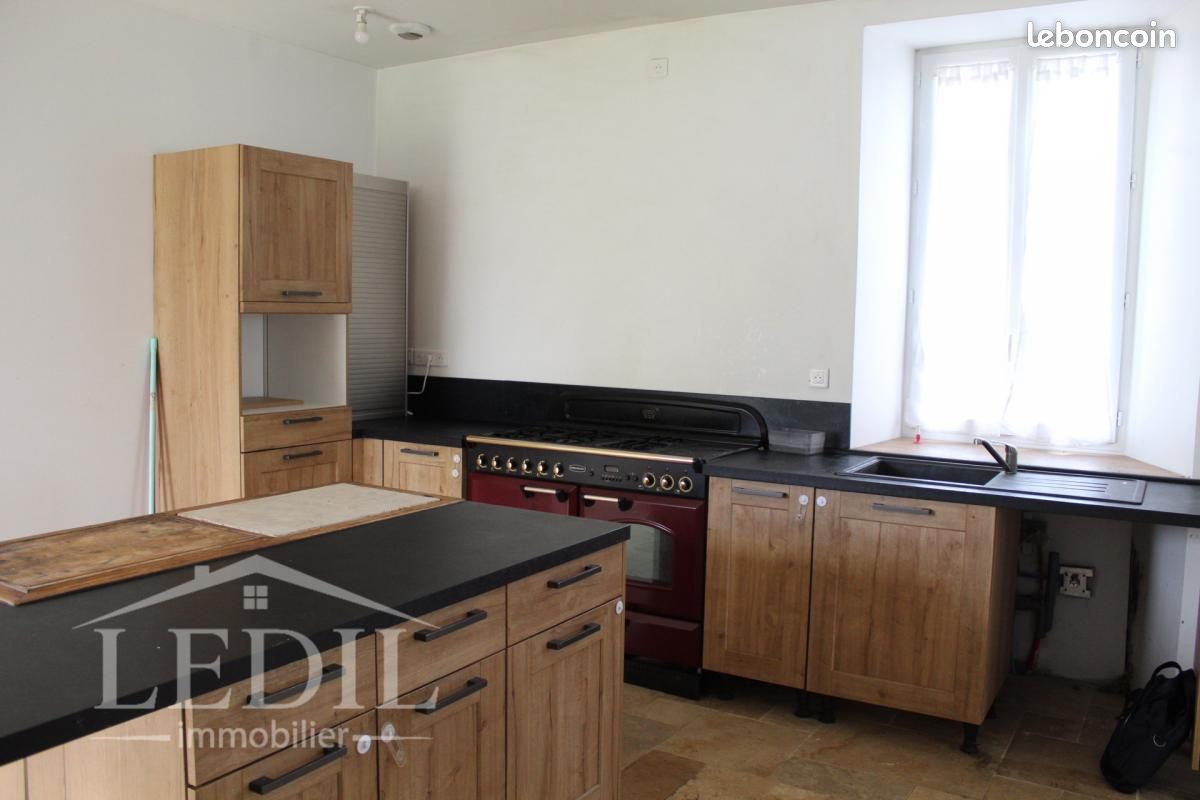 Maison 7 pièces 236 m² - Oloron-Sainte-Marie 64400 (image 2)