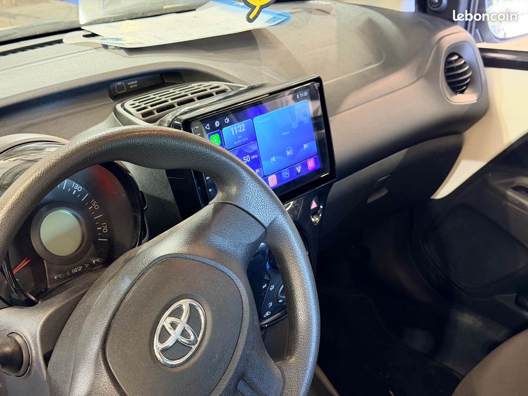 Toyota aygo ii 1.0 vvti 69 clim 55mkm (image 16)