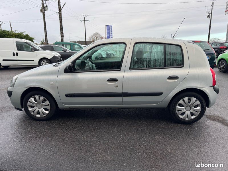 CLIO 2 1.5 dci 65 cv CONFORT AUTHENTIQUE (image 10)