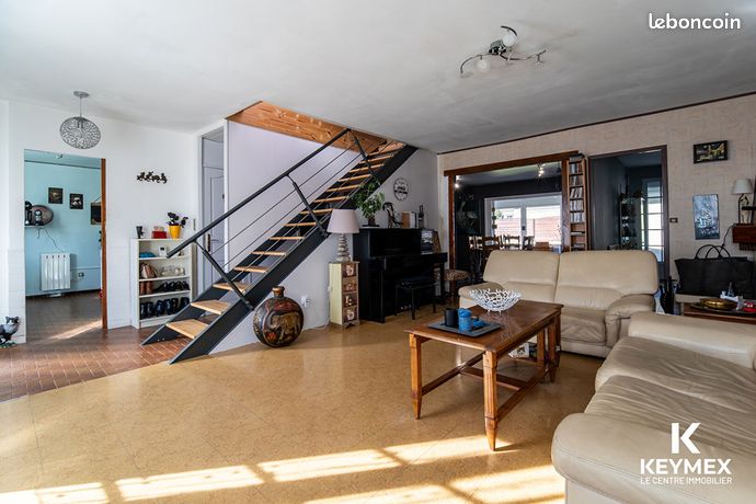 Maison 8 pièces 140 m²