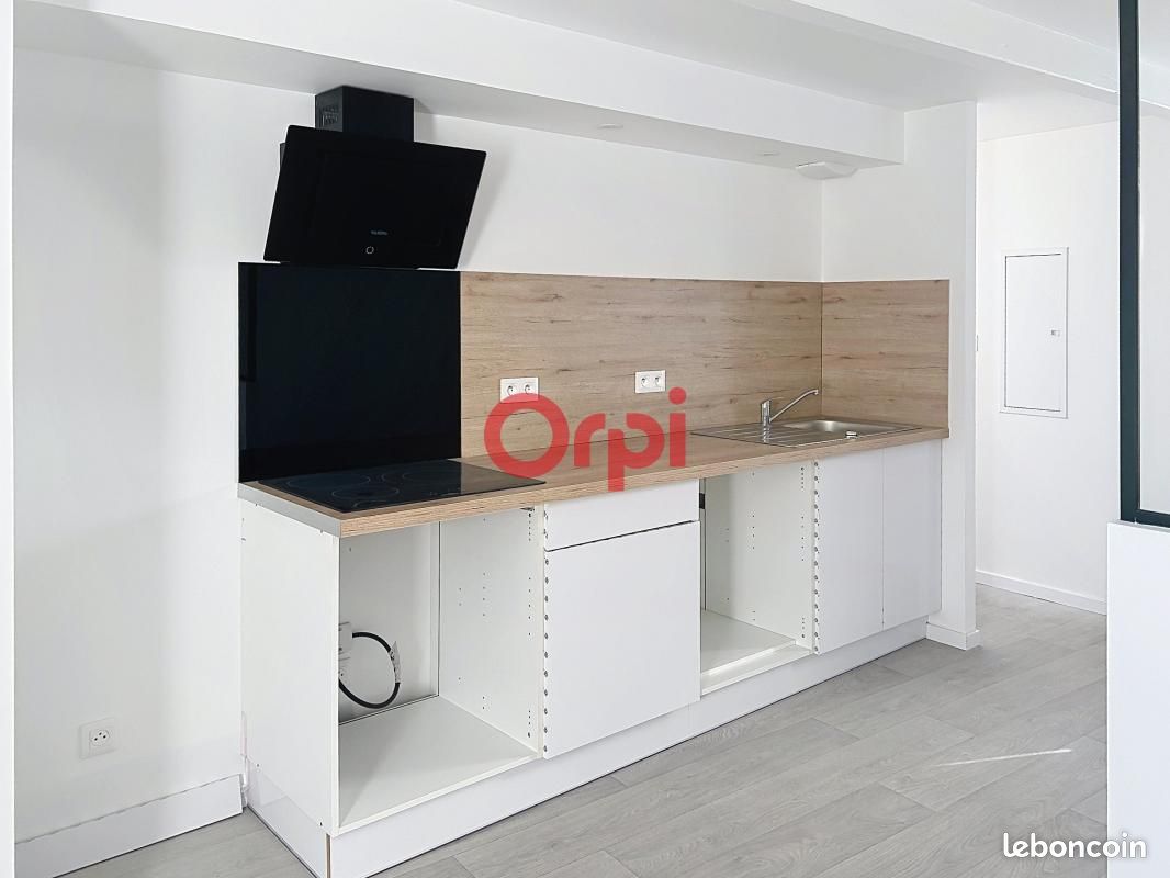 Appartement 1 pièce 36 m² · à Molac · 36 m² · 650 €/mois