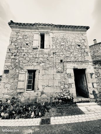 Maison de village à restaurer