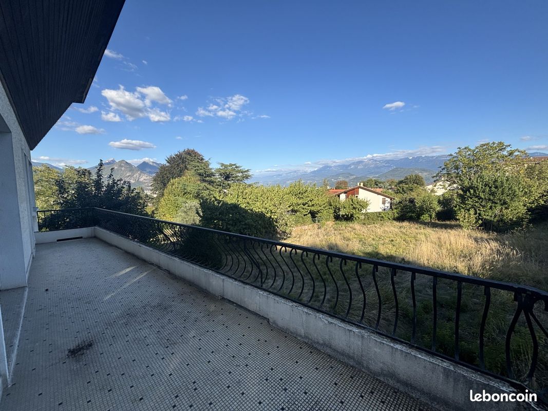 Appartement 3 pièces 65 m² · à Seyssins · 65 m² · 260 000 €