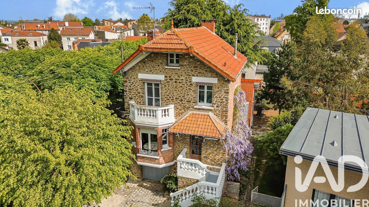 Maison 7 pièces 243 m² · à Le Raincy · 243 m² · 780 000 €