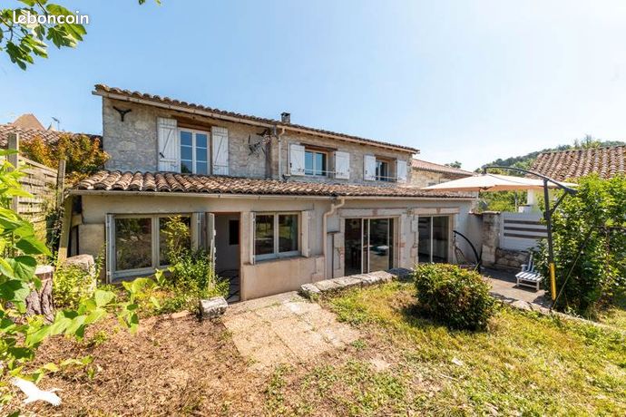 Maison 7 pièces 205 m²