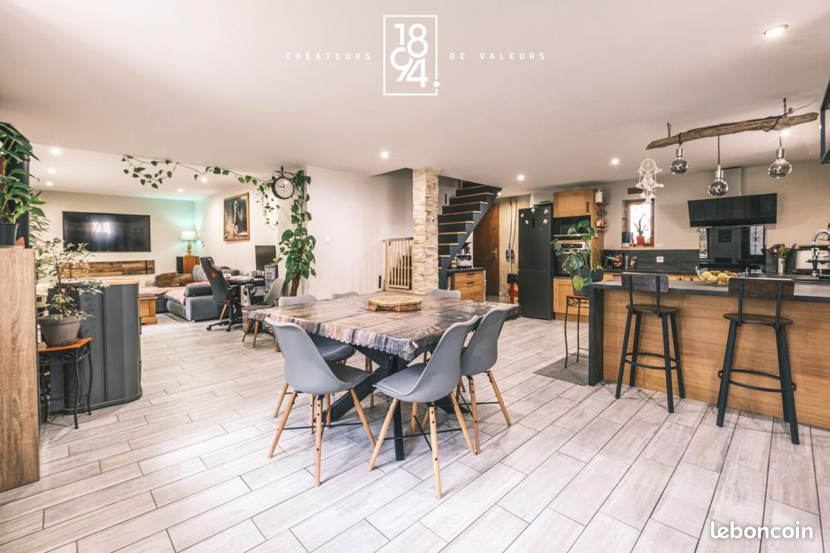 Maison 4 pièces 122 m² · à Virignin · 122 m² · 289 000 €