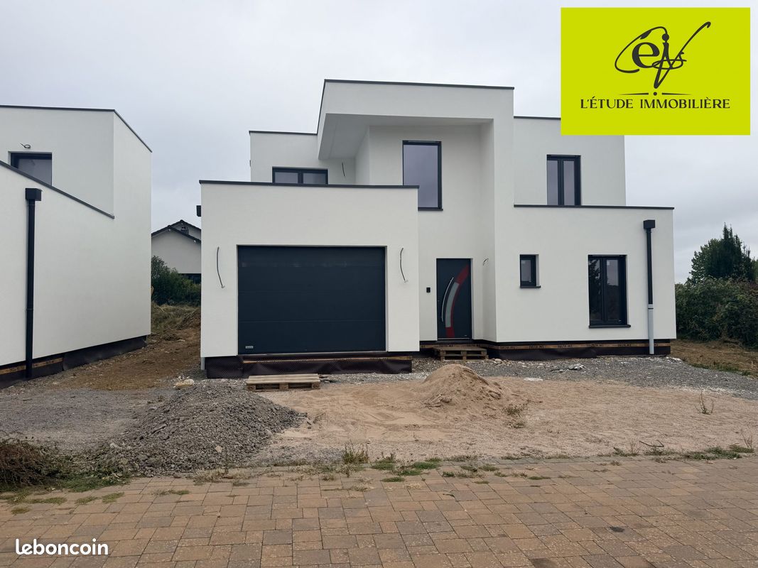 Maison 6 pièces 145 m² · à Spicheren · 145 m² · 599 000 €