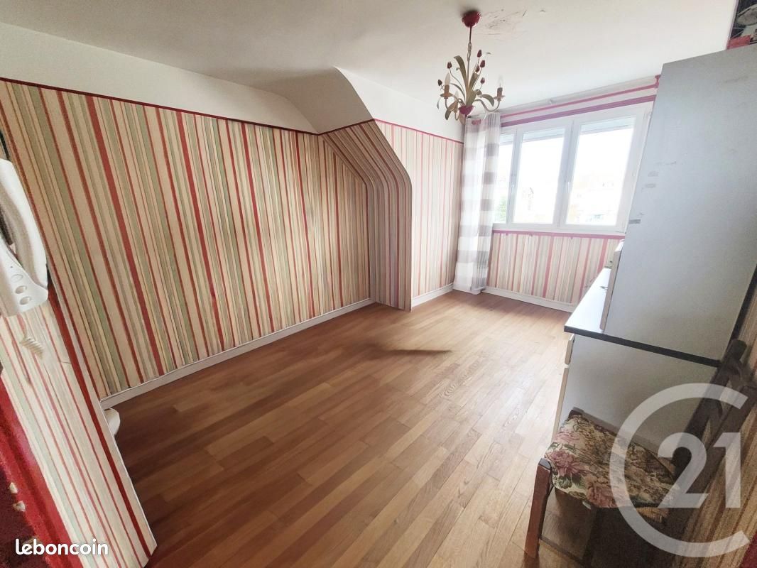 Appartement 2 pièces 37 m² · à Gournay-en-Bray · 37 m² · 34 000 €