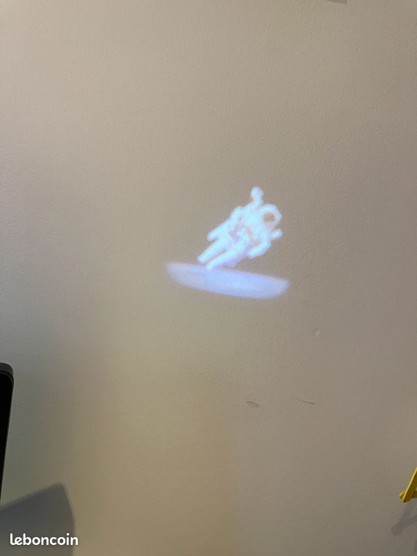 Mini Projecteur Buki Espace (image 3)