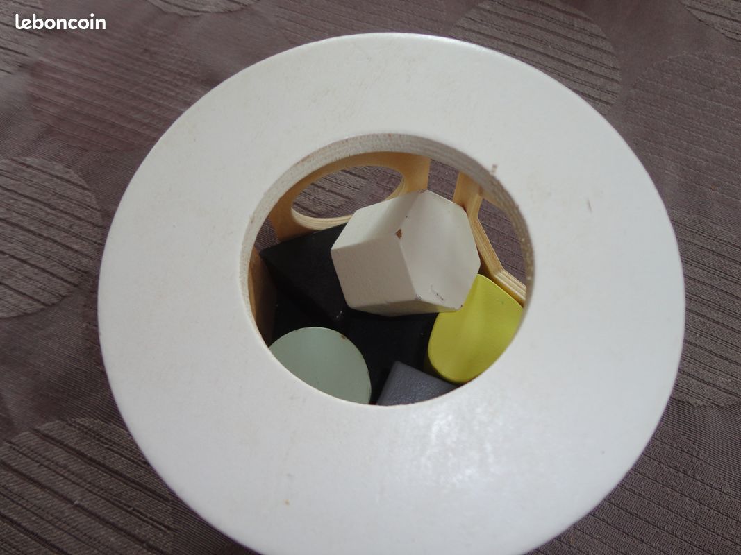 Jouet de formes en bois (image 3)