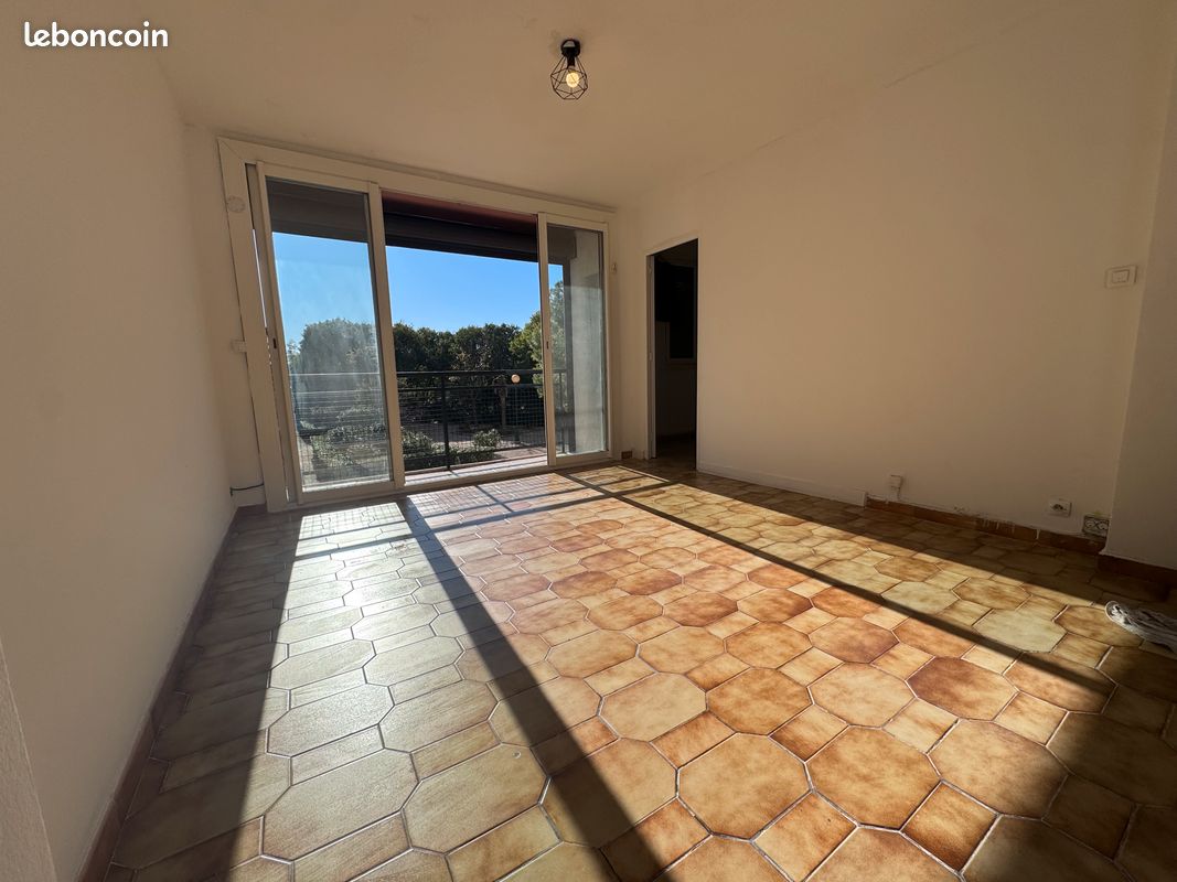 Appartement 4 pièces 67 m² · à Marseille · 67 m² · 109 000 €