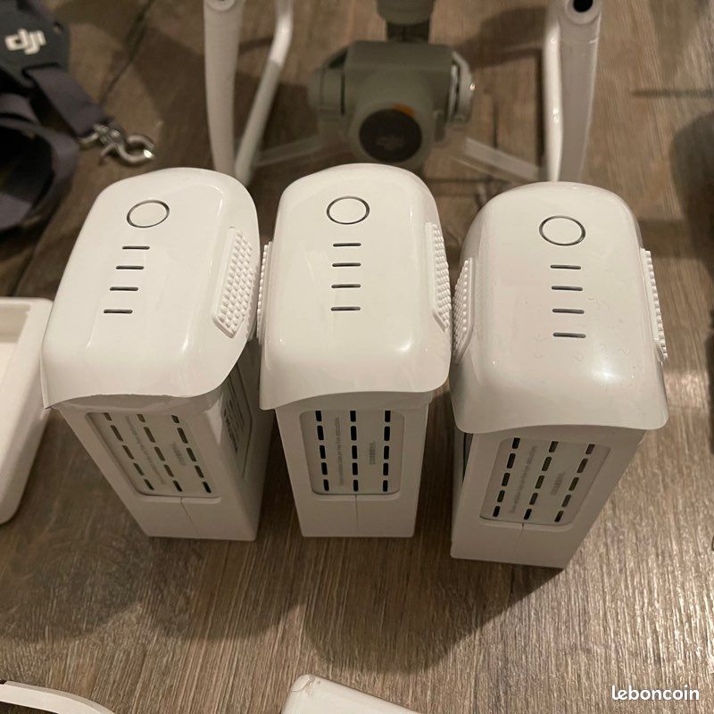 DJI PHANTOM 4 PRO PLUS V2.0 homologué S1, S2 et S3 + licence Pix4D + accessoires (image 5)