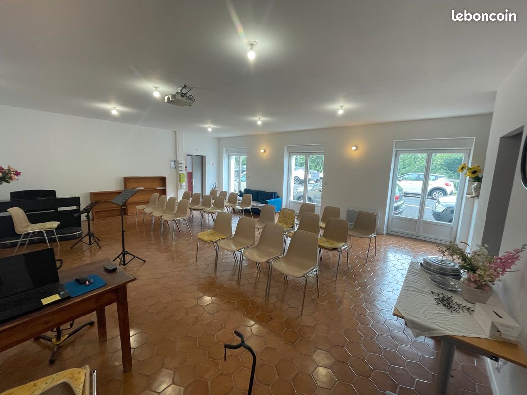 Appartement 1 pièce 75 m² · à Lodève · 75 m² · 630 €