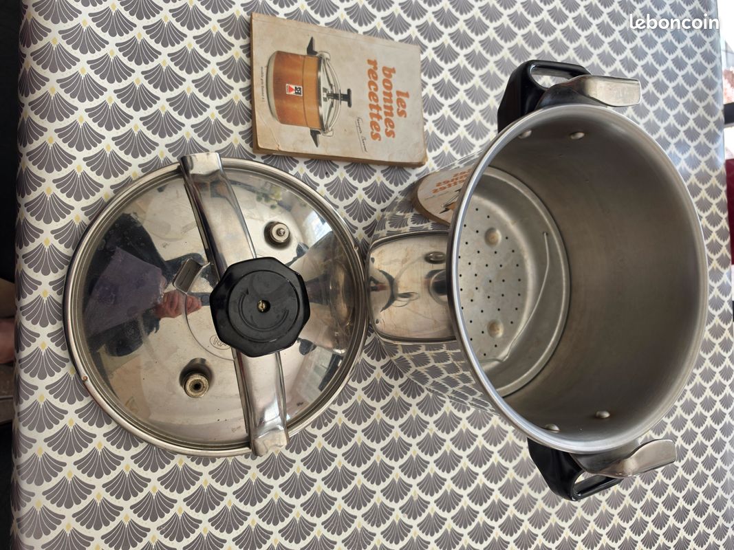 Cocotte en Fonte Vintage Tournus 30 - Arts de la table