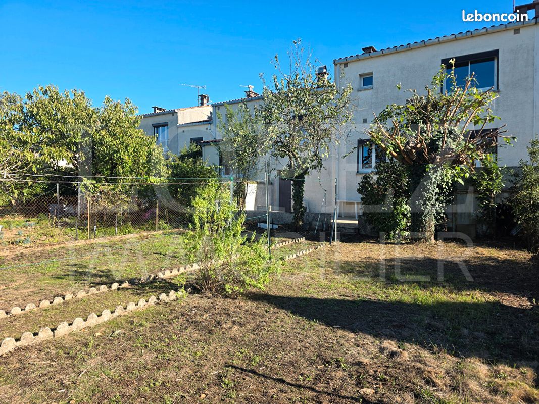 Maison 5 pièces 94 m² · à Aussillon · 94 m² · 110 000 €
