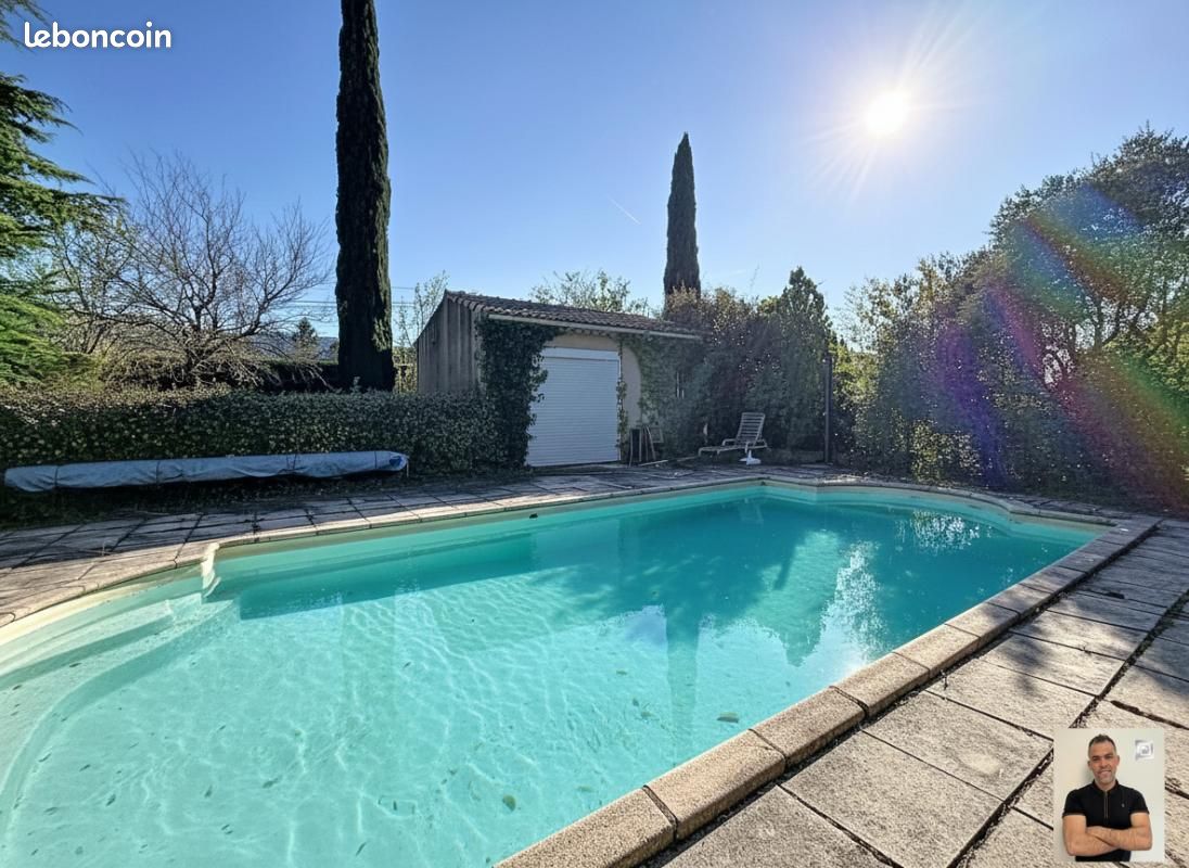 Maison 5 pièces 165 m² · à Trets · 165 m² · 710 000 €