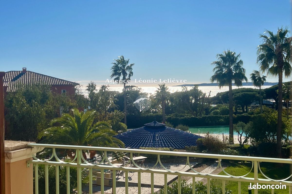 Appartement 2 pièces 33 m² · à Roquebrune-sur-Argens · 33 m² · 200 000 €