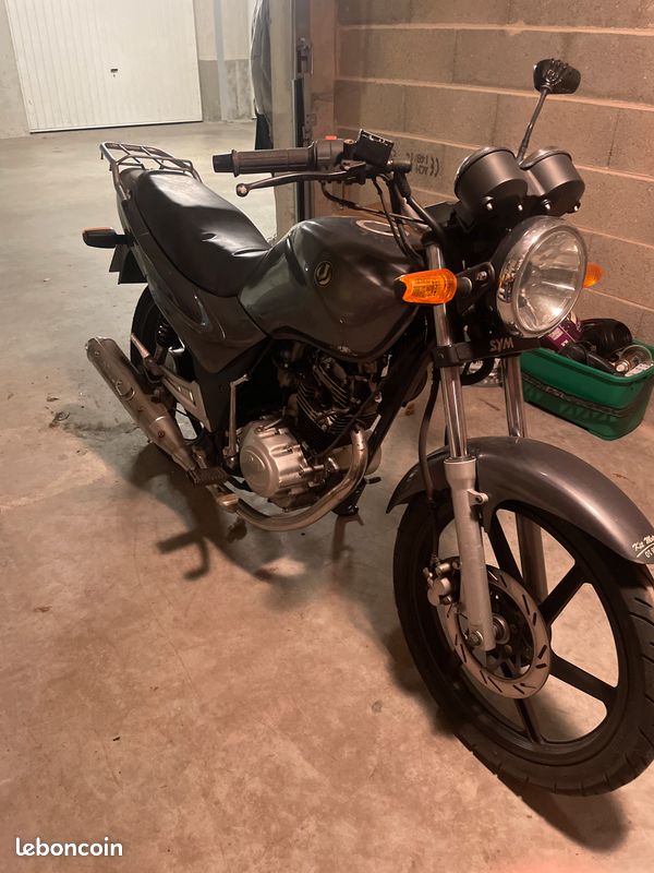 Vend moto marque SYM SOLO 125 (image 1)
