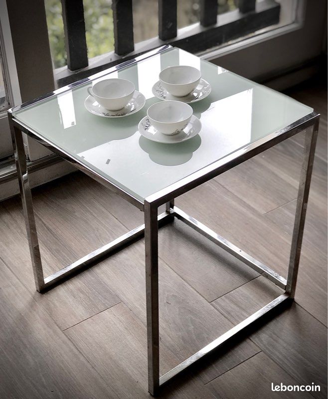 Table d’appoint La Redoute- élégance métal et verre, design minimaliste pour sublimer votre intérieur (image 1)