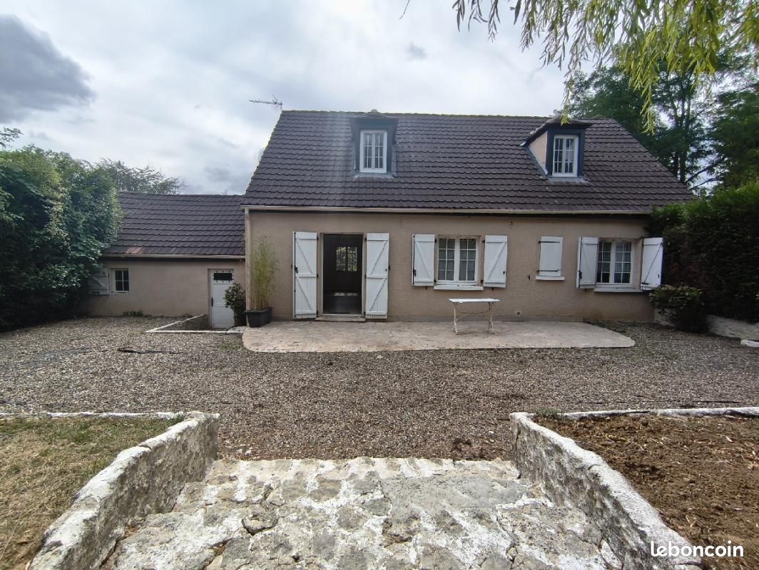 Maison 5 pièces 134 m² · à Vallangoujard · 134 m² · 299 900 €