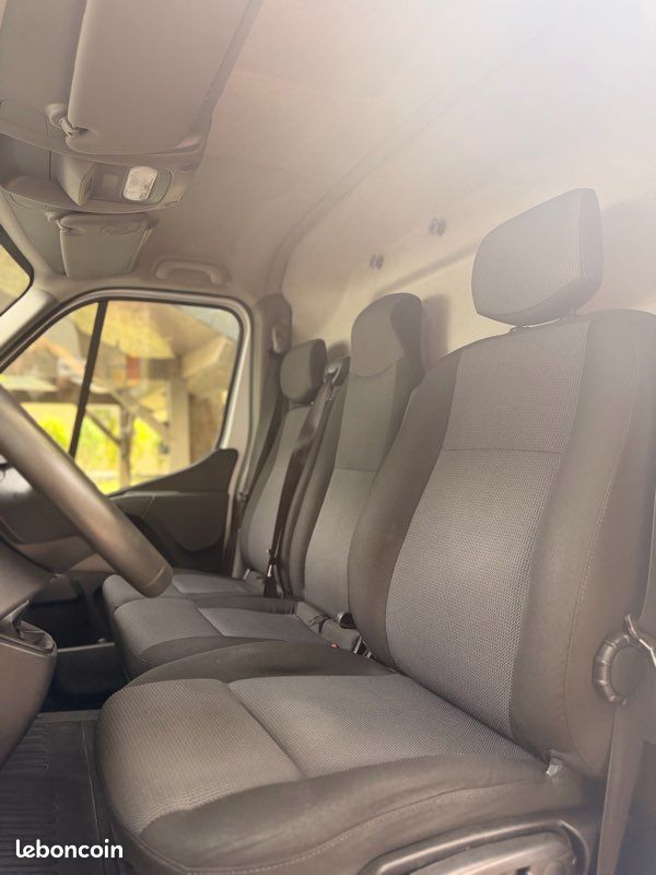 Renault Master L1h2 2,3 DCI 135ch 3.5t Grand confort 2021 – photo 13