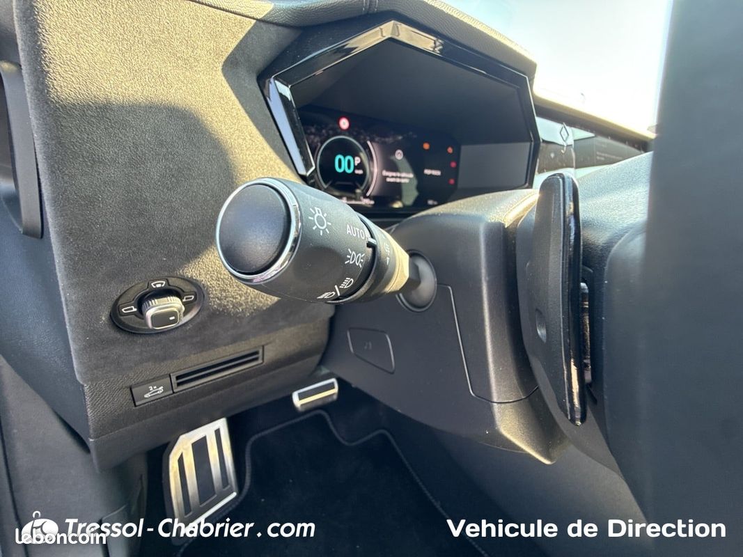 DS N°4 Hybride 145 e-DCT6 Etoile - Alcantara (image 21)