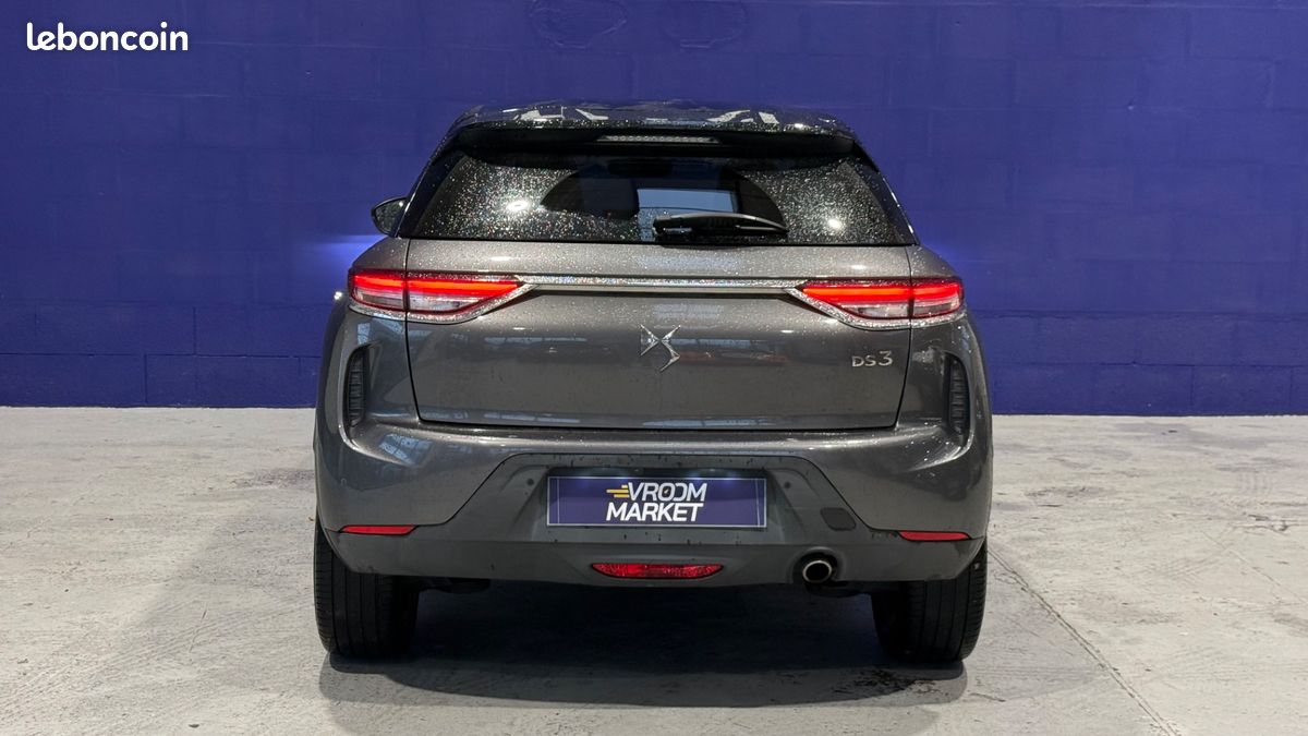 DS DS 3 Crossback BlueHDi 130ch Rivoli Automatique - Apple CarPlay - Caméras 360 - Feux LED - Cuir - Chaîne arbre à cames OK - Suivi complet constructeur - Son Focal - Régulateur adaptatif (image 4)