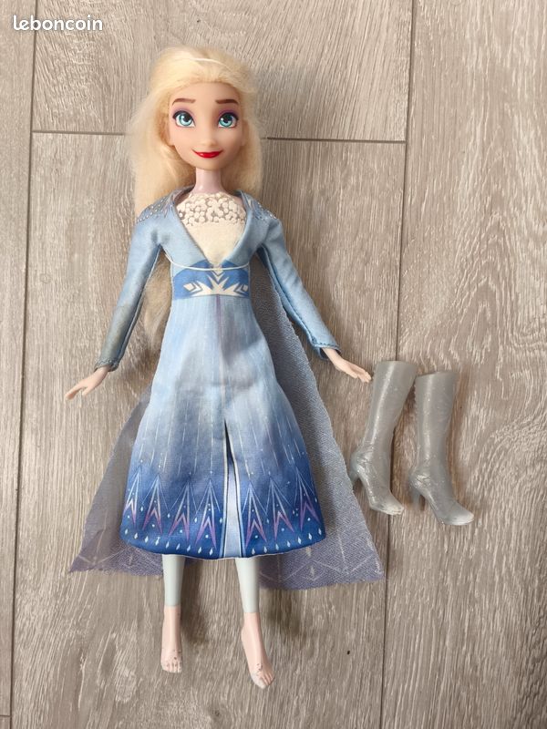 Poupée Reine des neiges 2 (image 5)