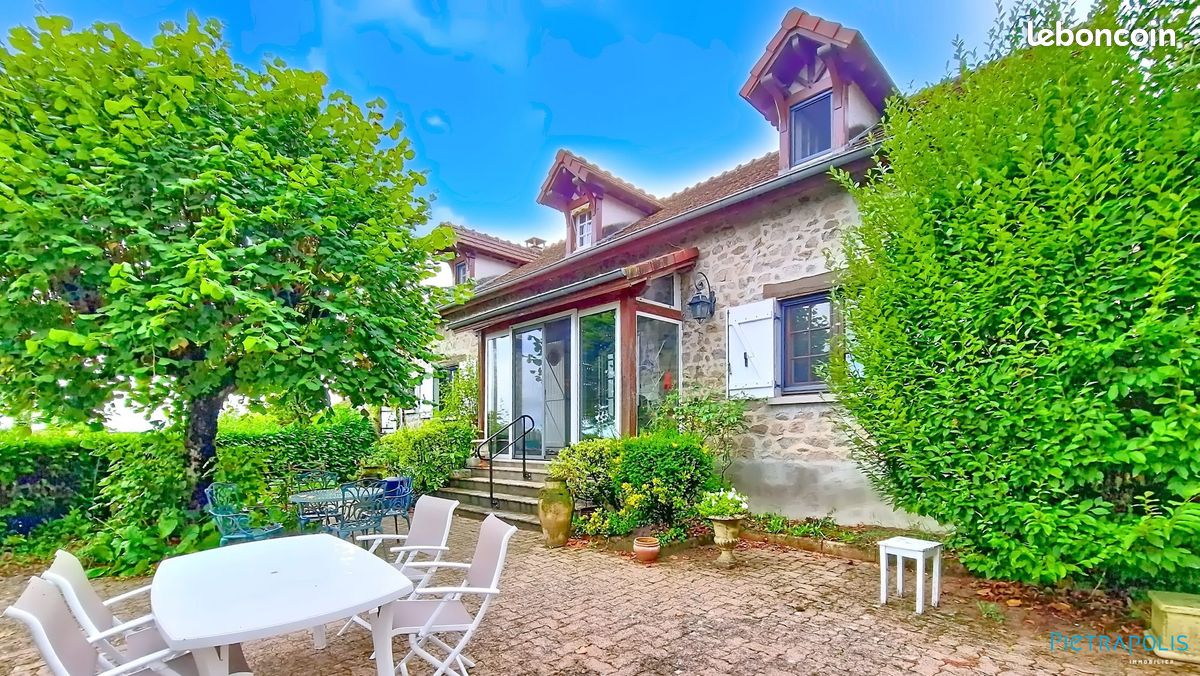 Maison 6 pièces 155 m² · à Charmoy · 155 m² · 265 000 €
