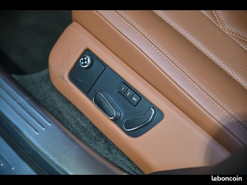 Bentley Flying Spur V8 4.0L 507ch (image 23)