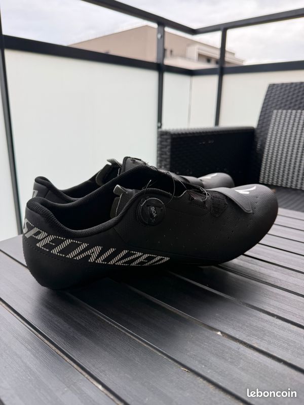 Chaussures Vélo Route Femme Specialized BG TORCH - Noir - EU 39 / US 8 - Occasion