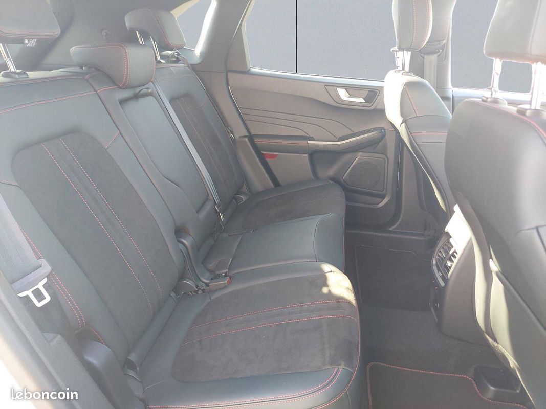 FORD Kuga 2.5 Duratec 180 ch FlexiFuel FHEV E85 Powershift ST-Line X (image 16)