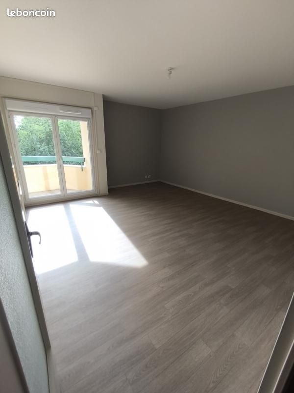 Appartement 3 pièces 77 m² · à Chaumont · 77 m² · 710 €