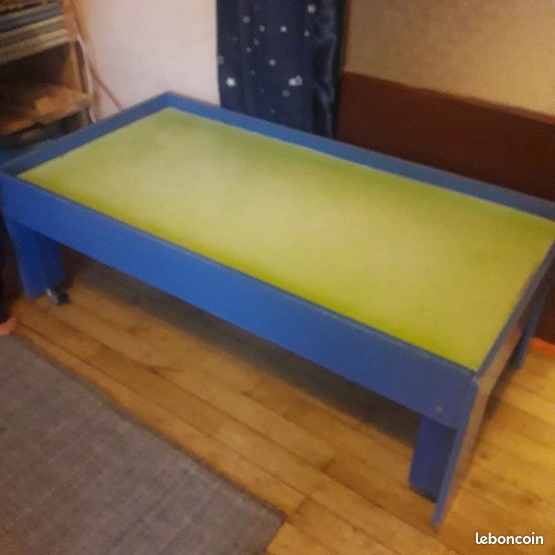 Table d'activité enfant (type wesco) (image 1)