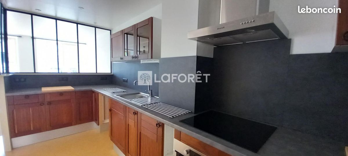 Appartement 5 pièces 99 m² · à Saint-Flour · 99 m² · 759 €/mois